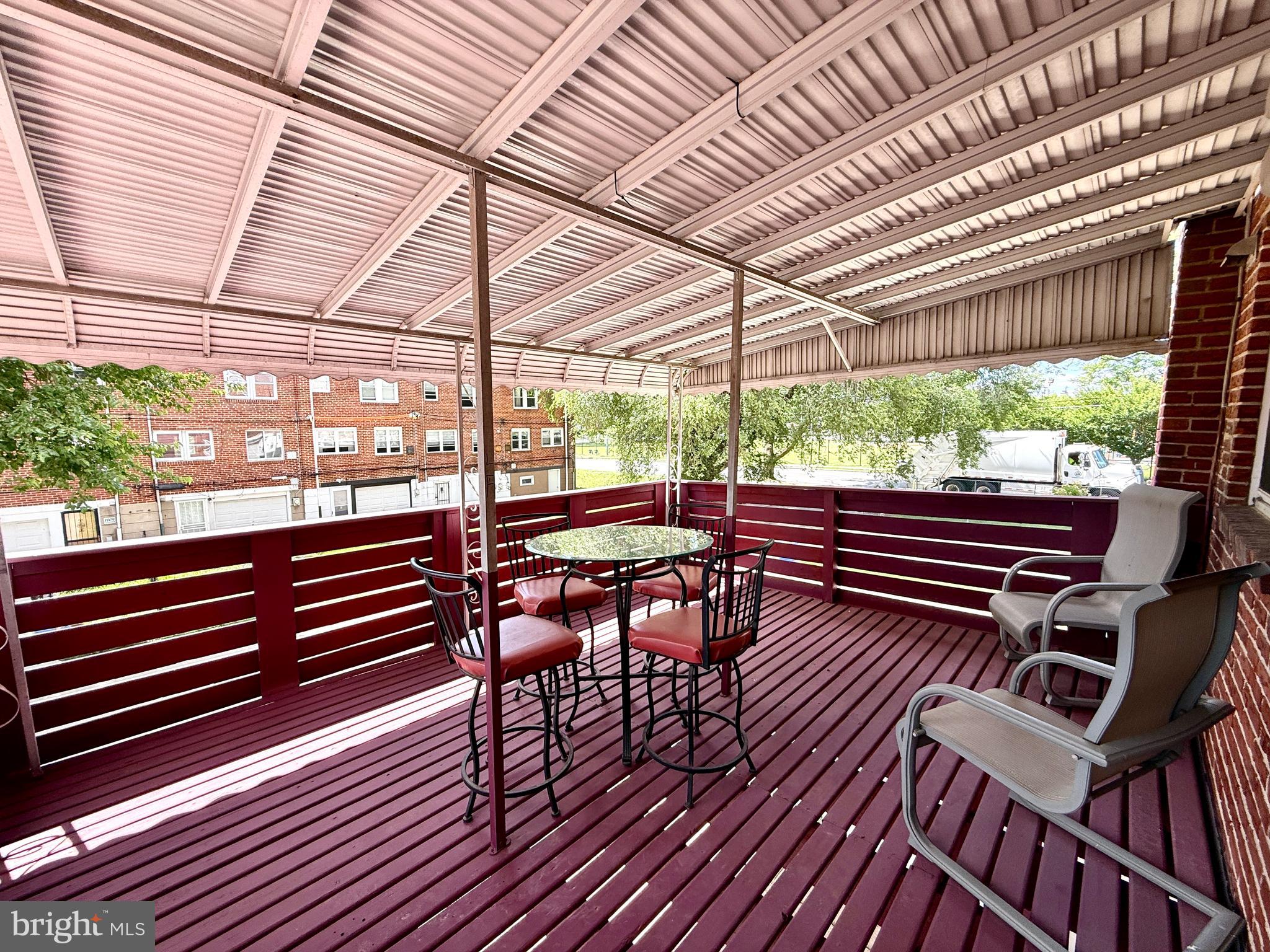WEST OAK LANE - Residential