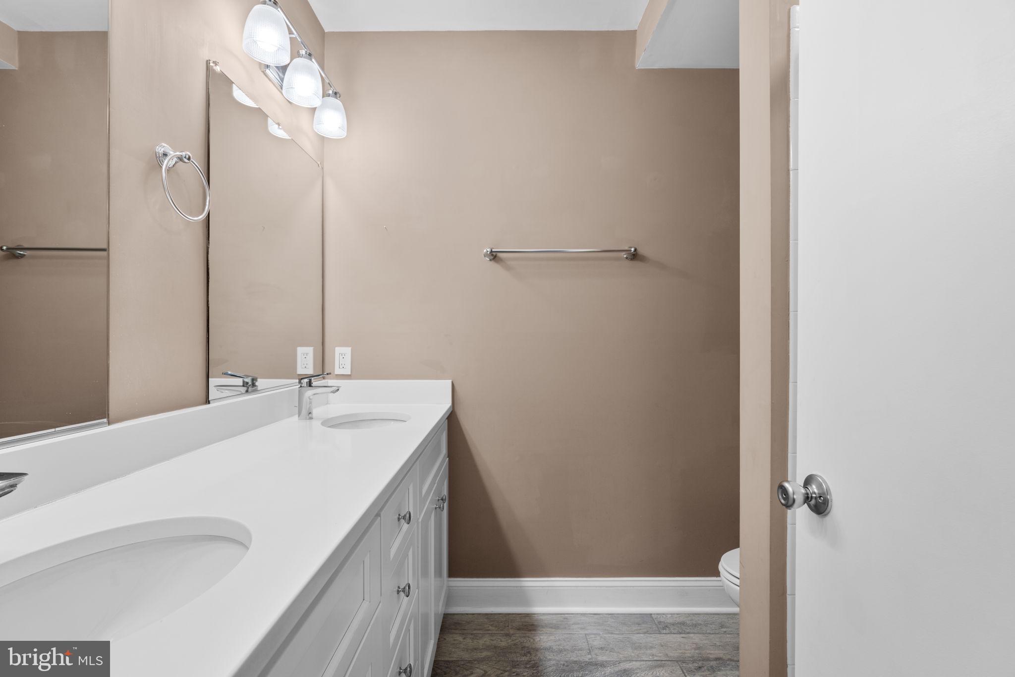 MAYS CHAPEL - Residential Lease