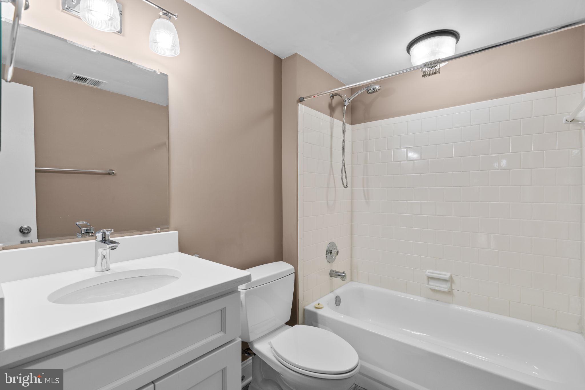 MAYS CHAPEL - Residential Lease