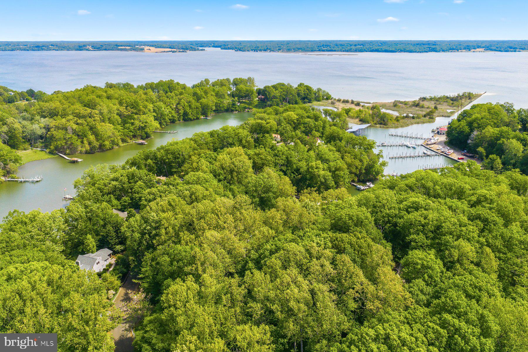 RIVERWOOD FARMS - Residential