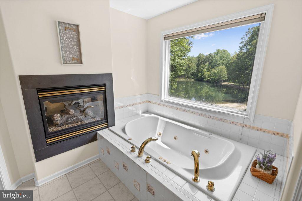 NI RIVER LANDING - Residential
