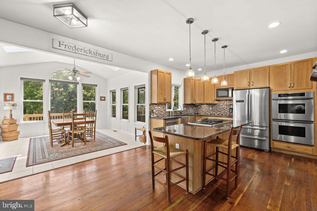 NI RIVER LANDING - Residential