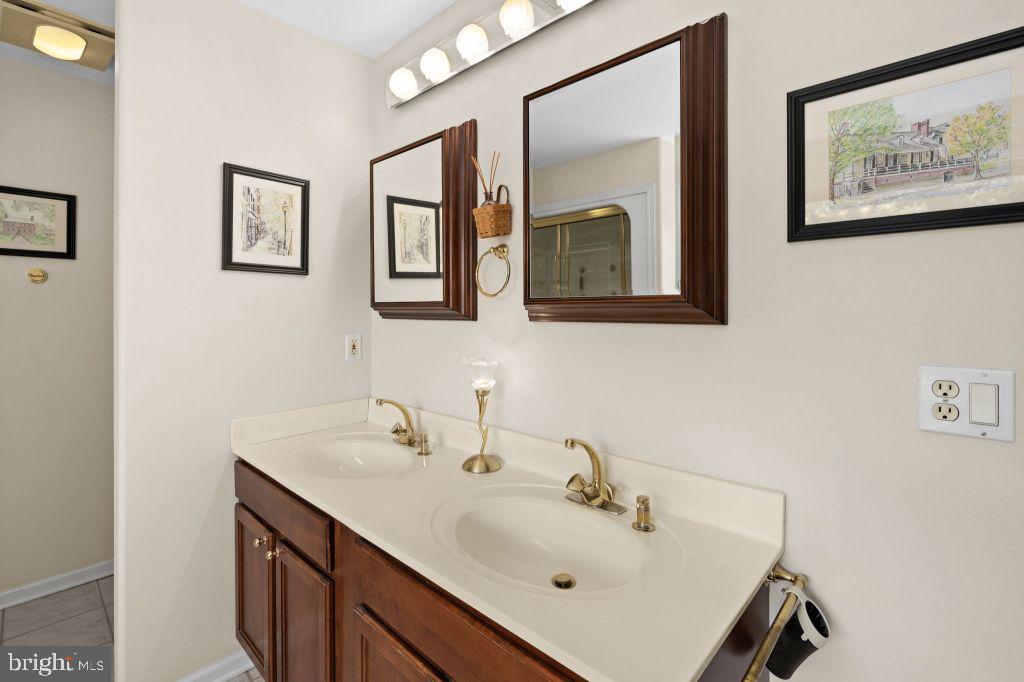 NI RIVER LANDING - Residential