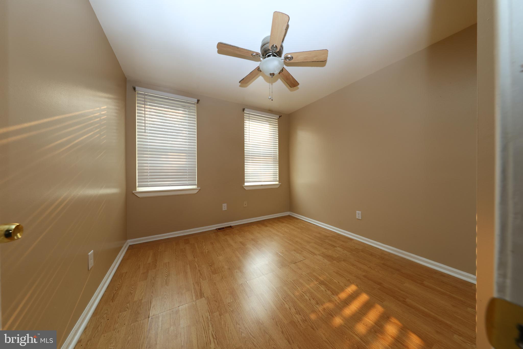 SANDTOWN-WINCHESTER - Residential