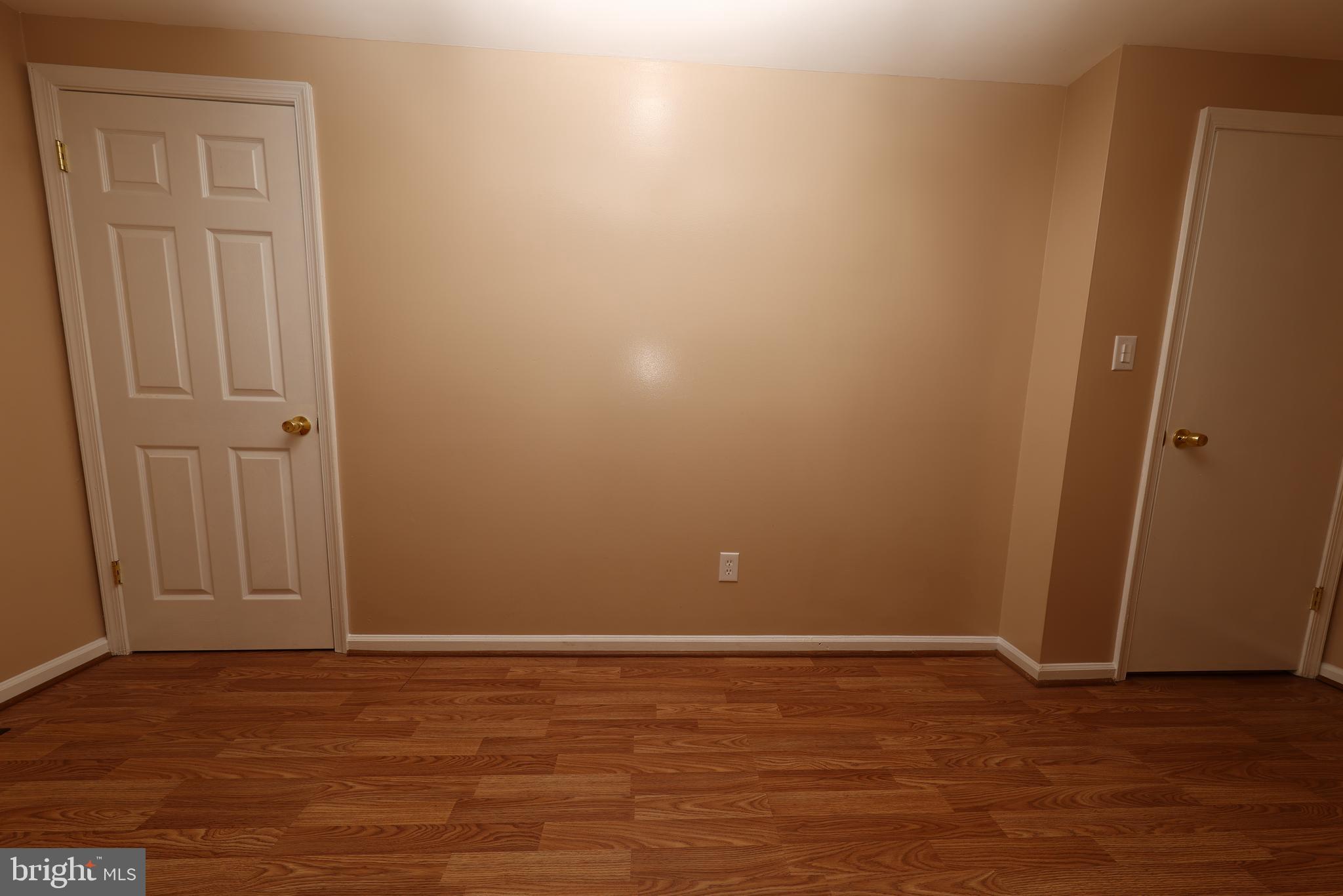 SANDTOWN-WINCHESTER - Residential