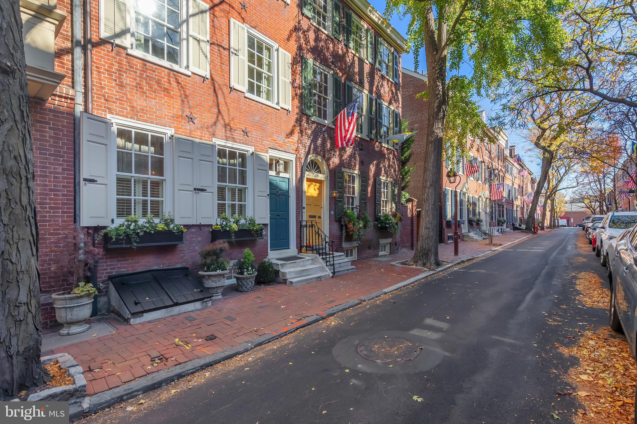 SOCIETY HILL - Residential