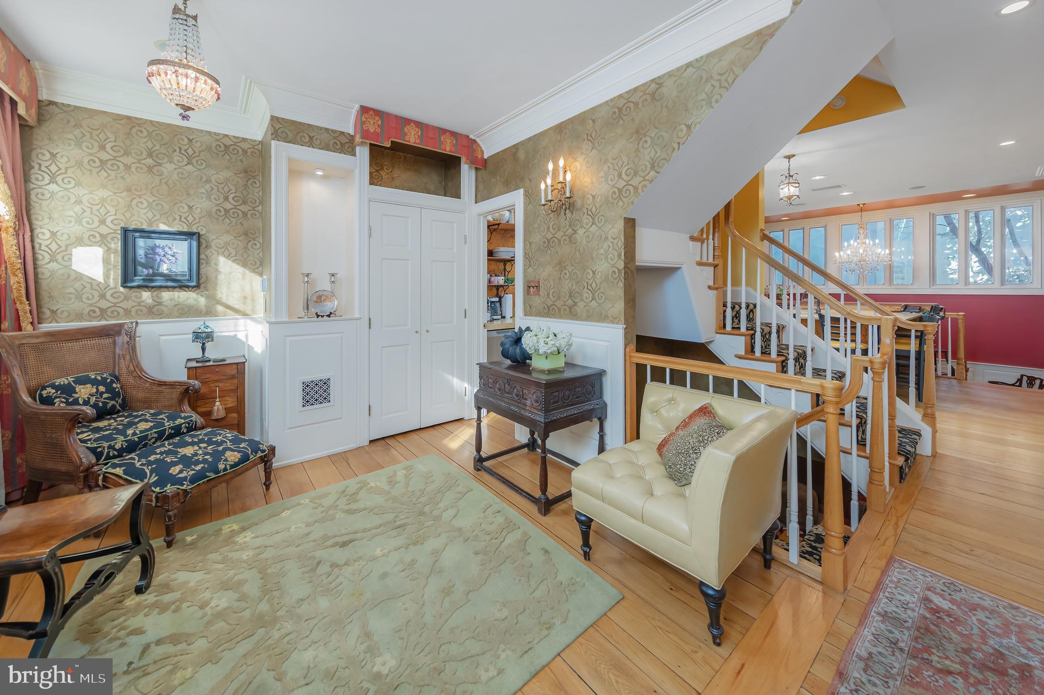SOCIETY HILL - Residential