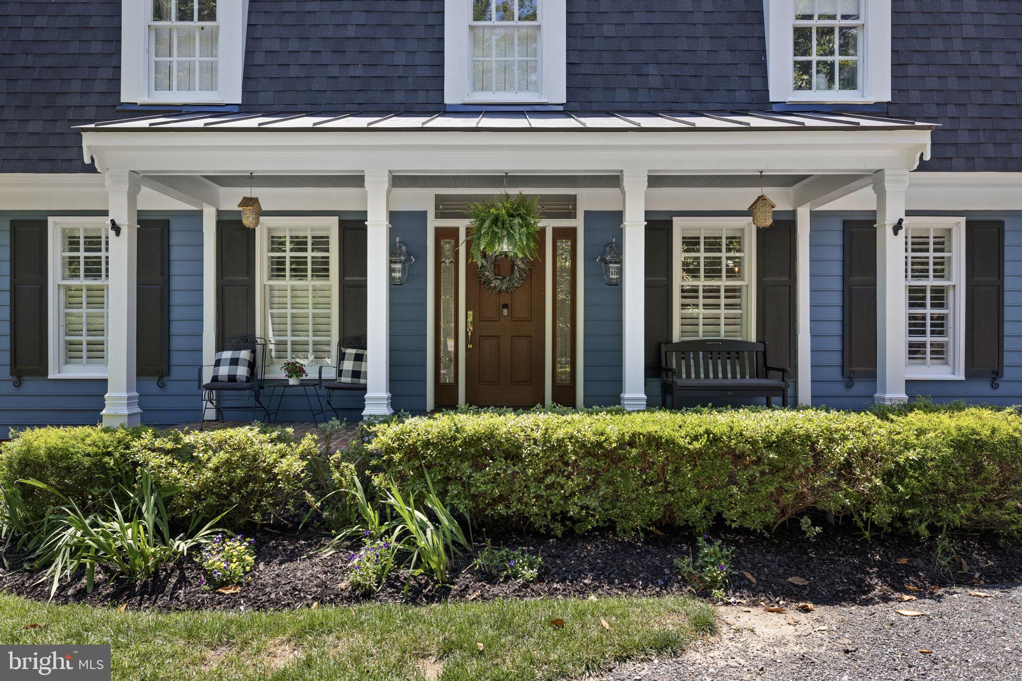 RIVER ROAD - Residential