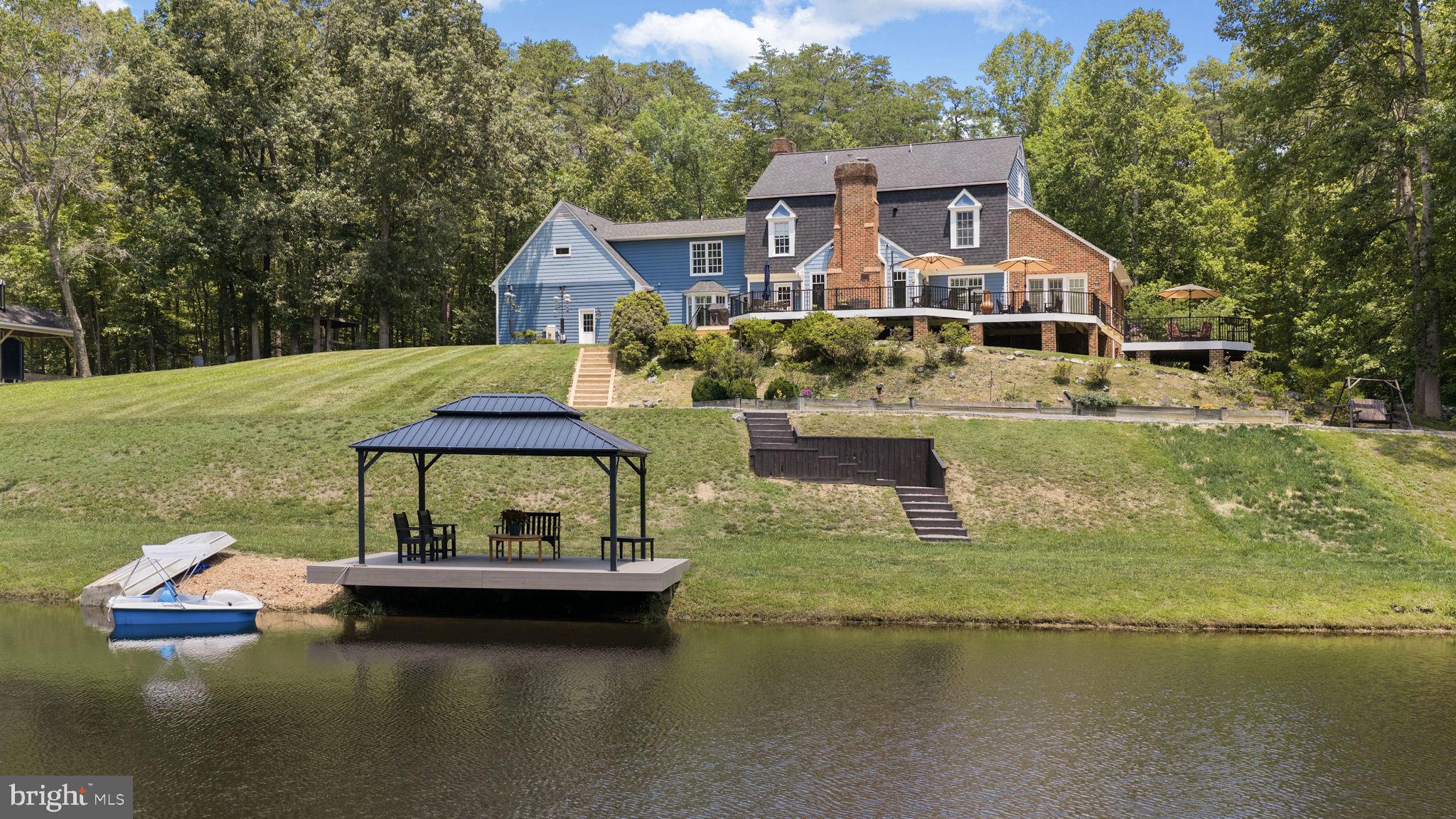 RIVER ROAD - Residential