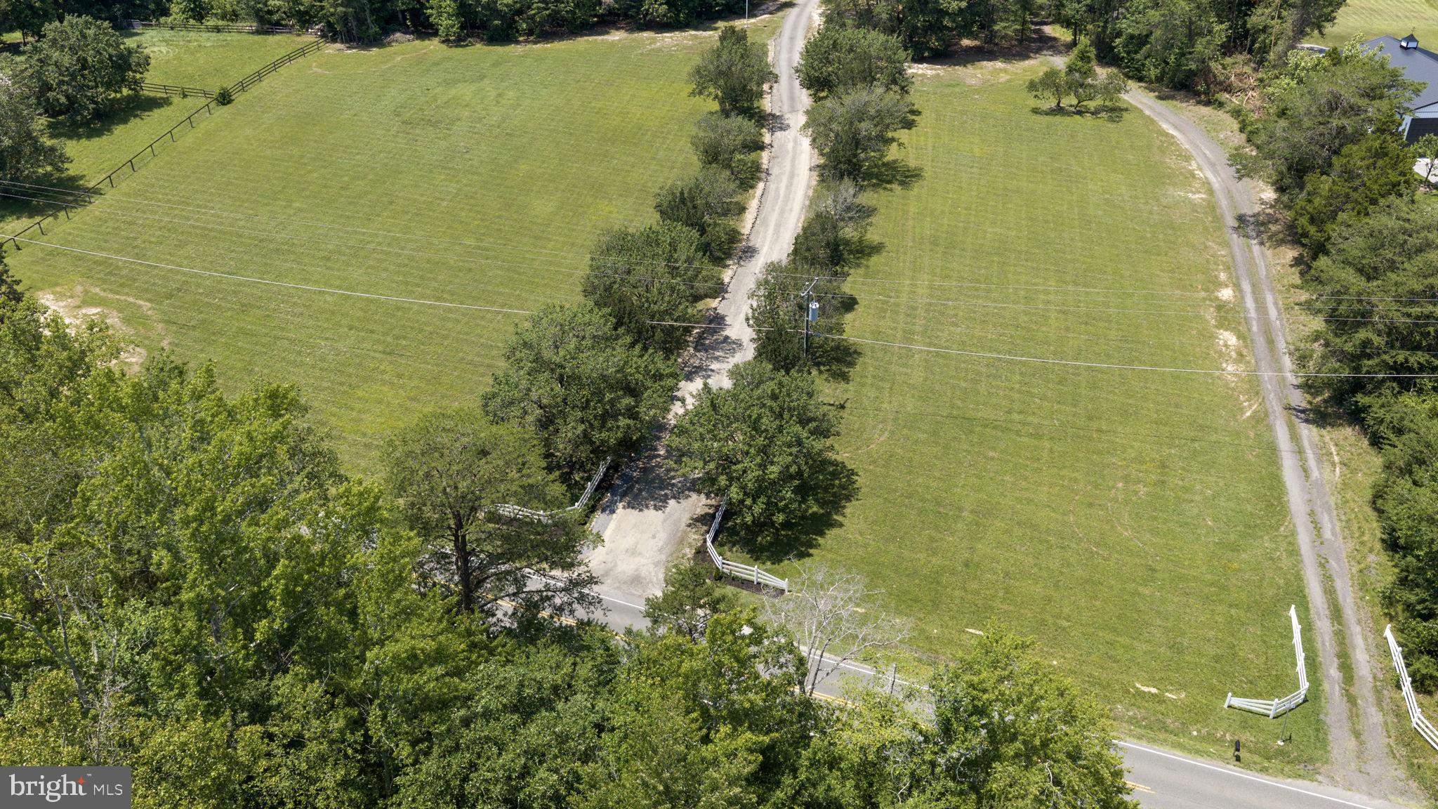 RIVER ROAD - Residential
