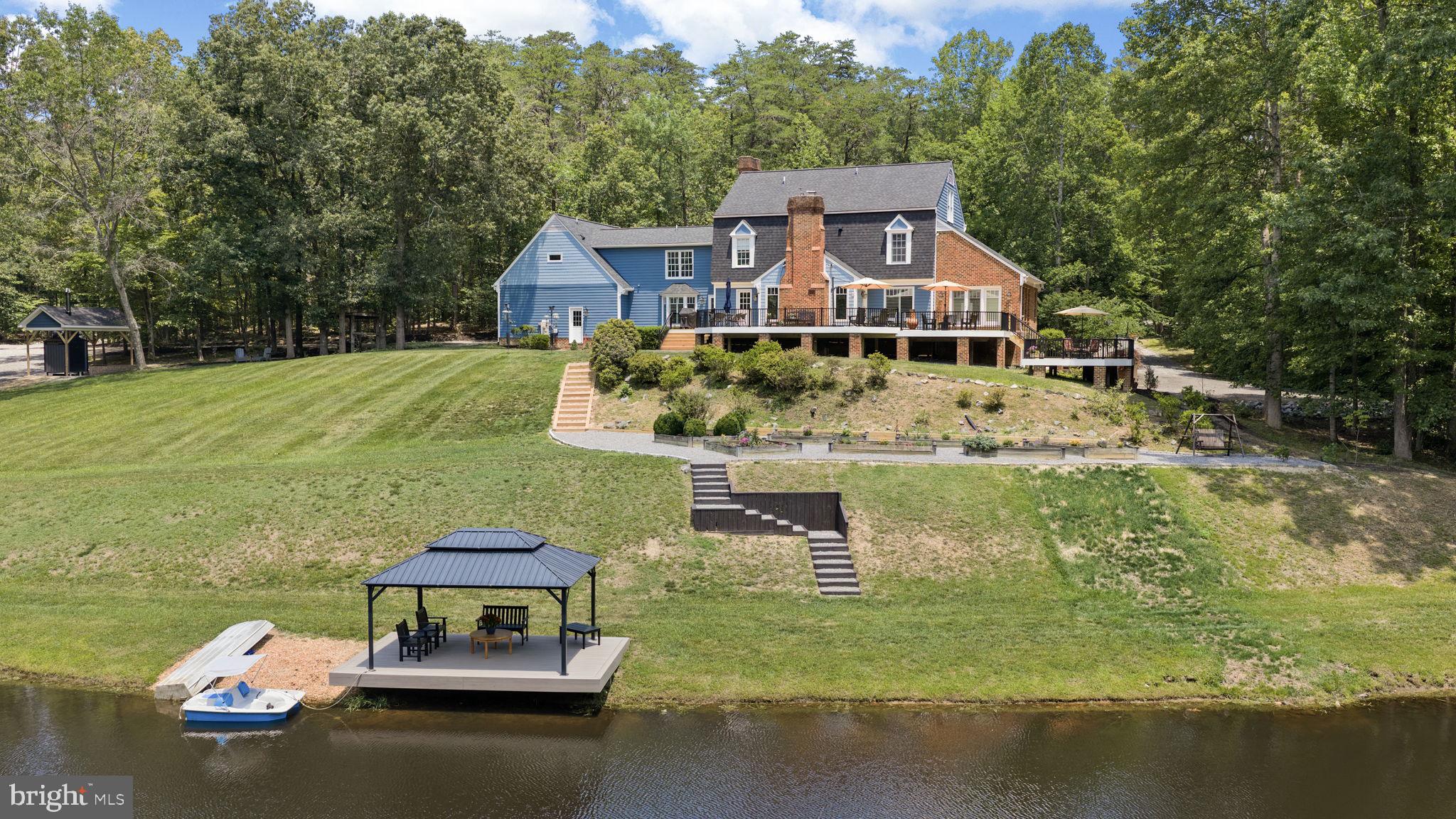 RIVER ROAD - Residential