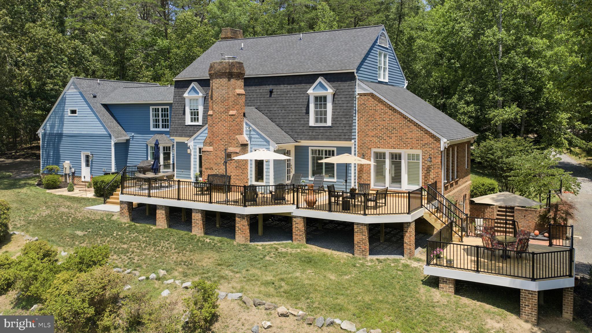 RIVER ROAD - Residential