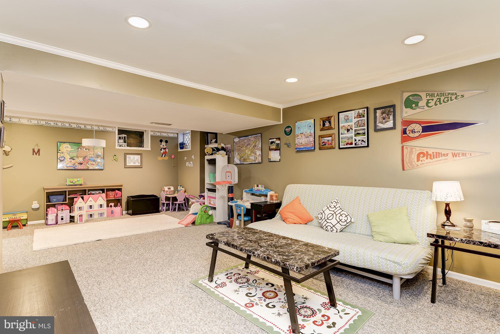 MILLS FARM - Residential