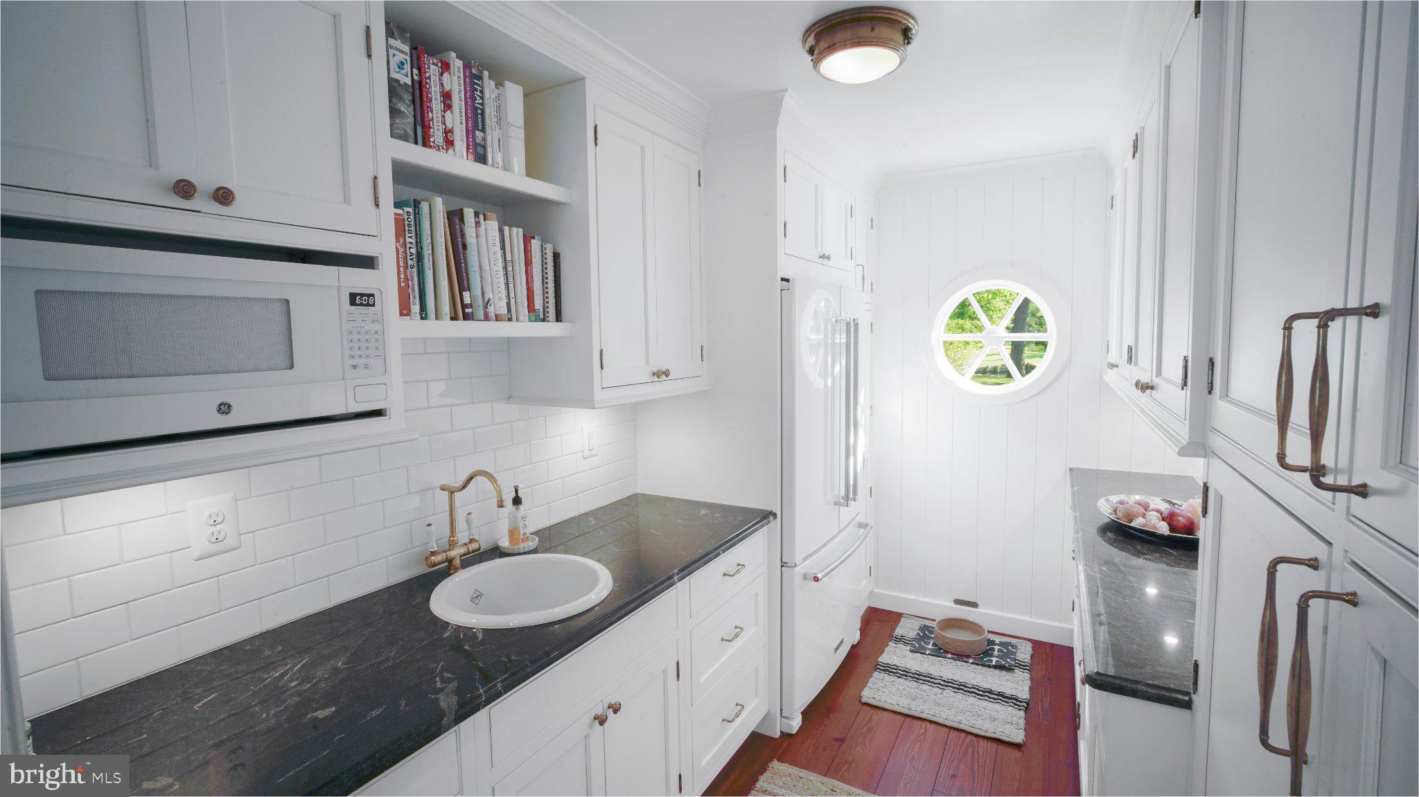 GALESVILLE - Residential