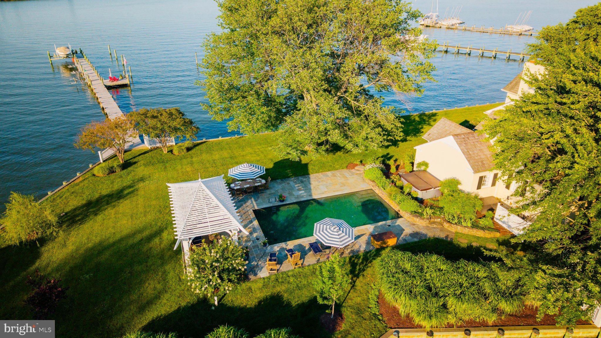 GALESVILLE - Residential