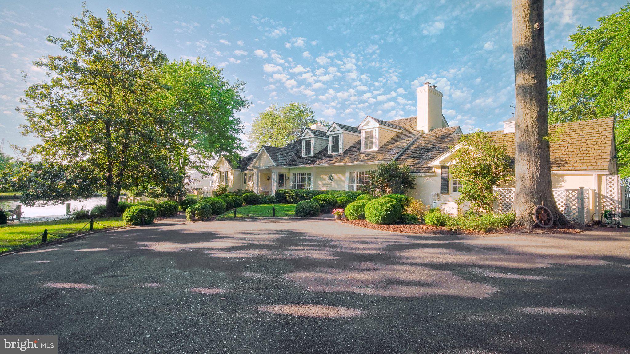 GALESVILLE - Residential
