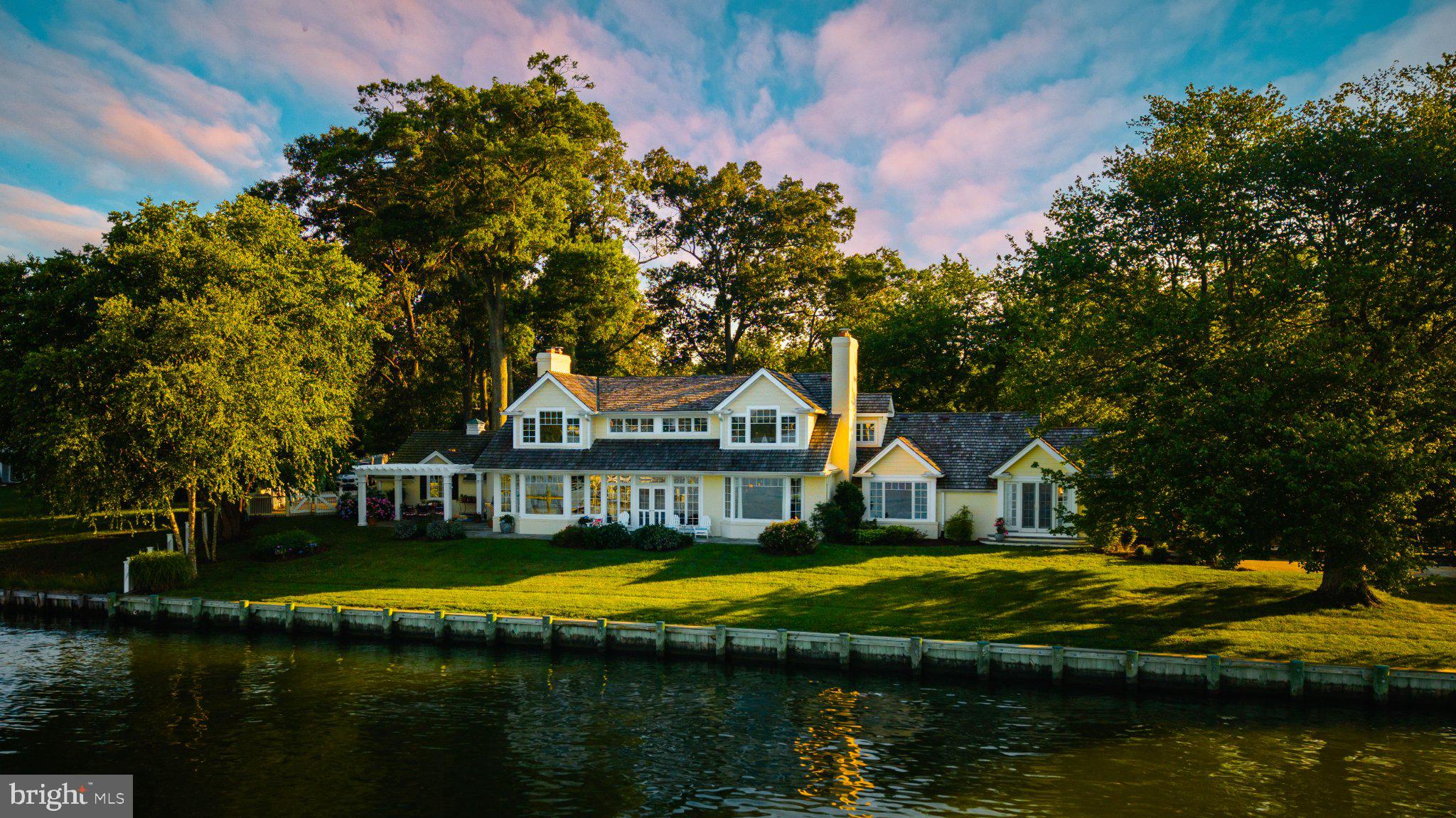 GALESVILLE - Residential