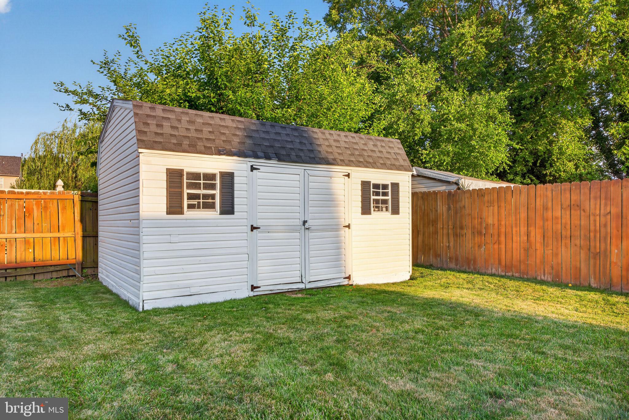 ASHLEY FARMS - Residential