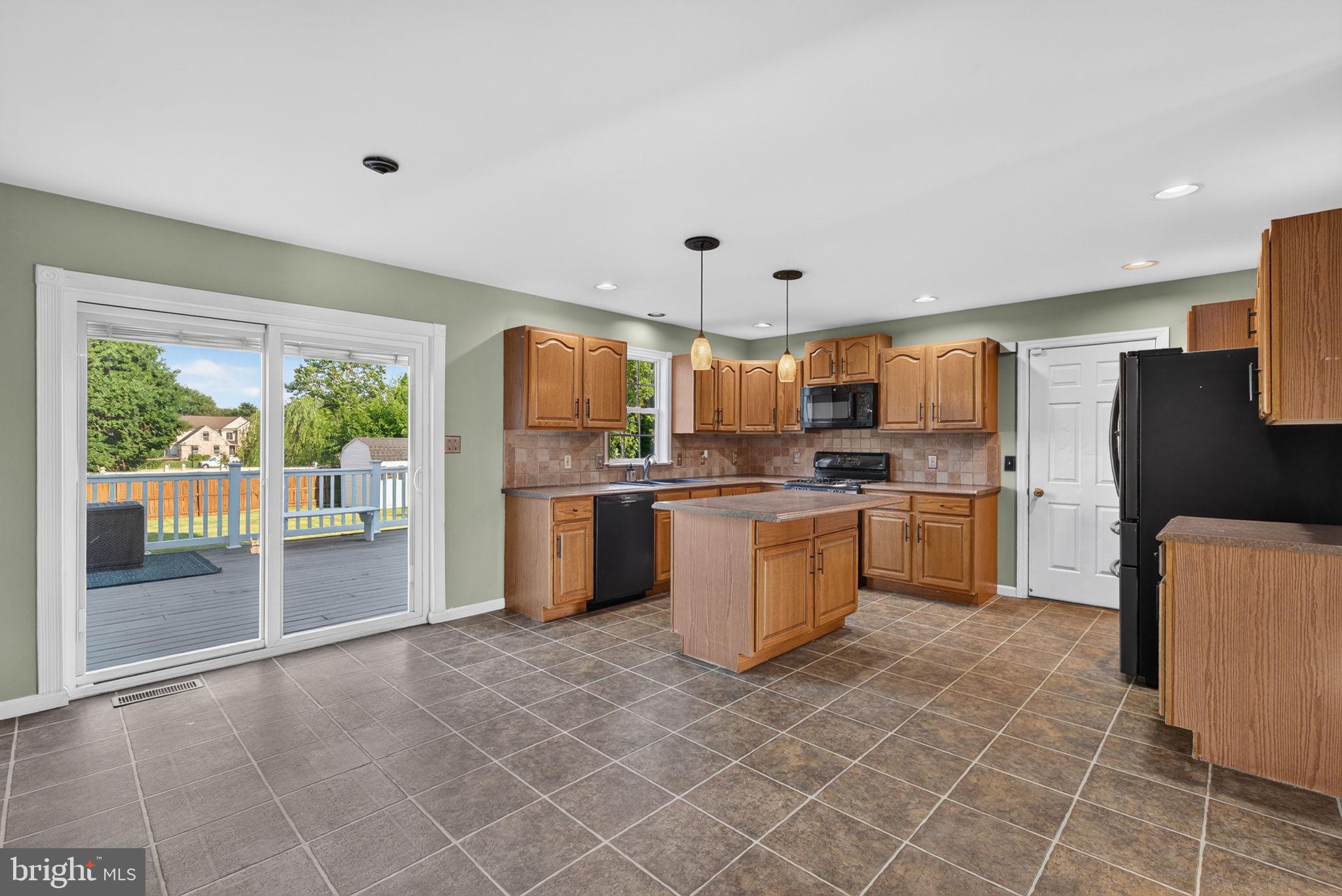 ASHLEY FARMS - Residential