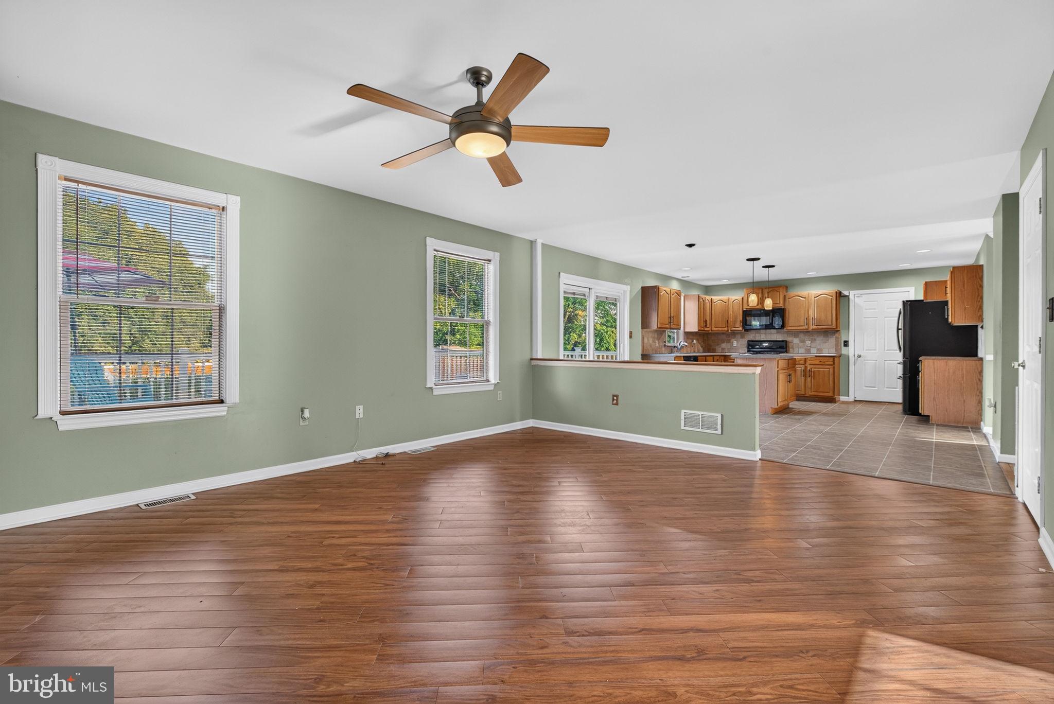 ASHLEY FARMS - Residential