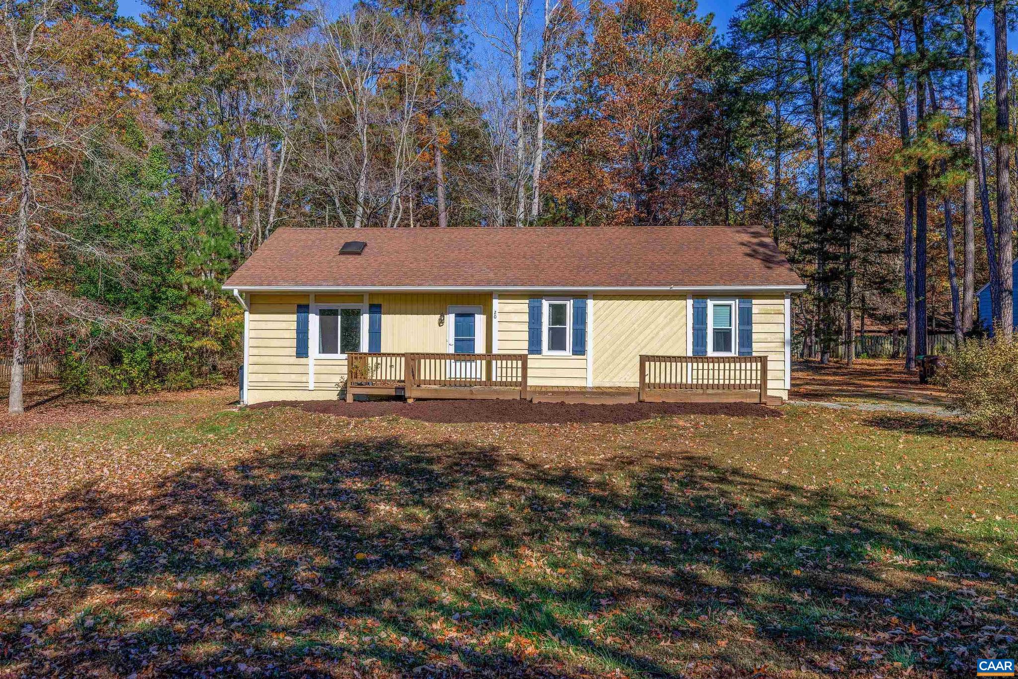 LAKE MONTICELLO - Residential