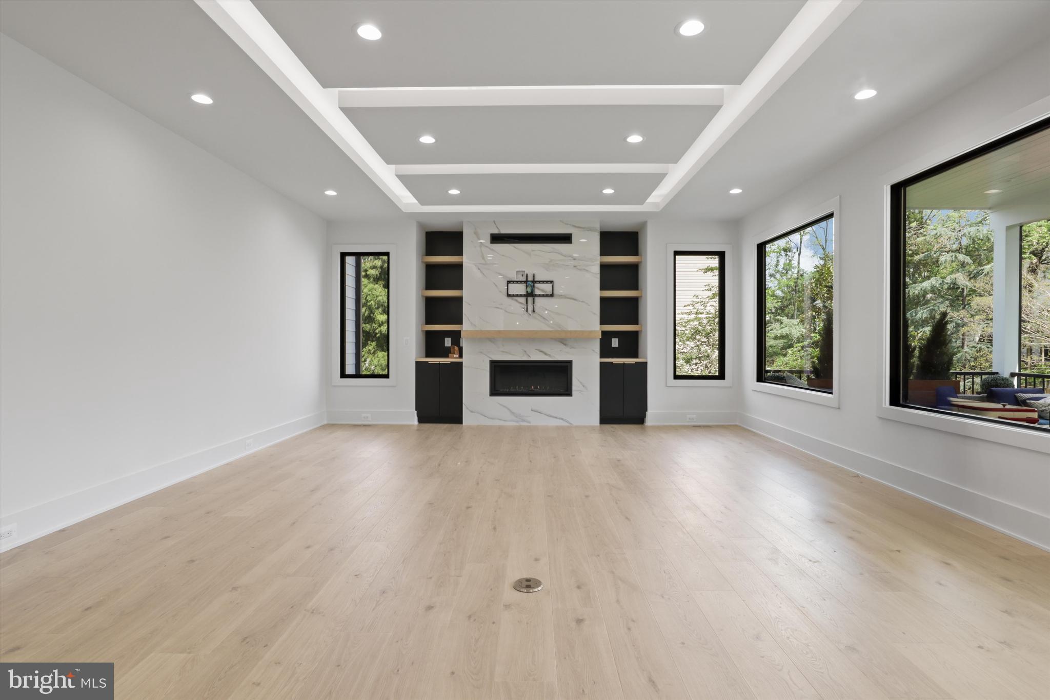 OAK VALLEY - Residential