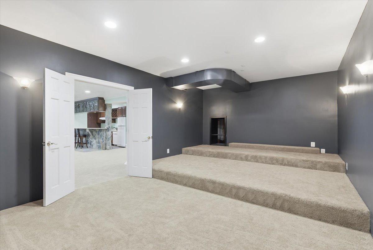 MARY LEA PARK - Residential