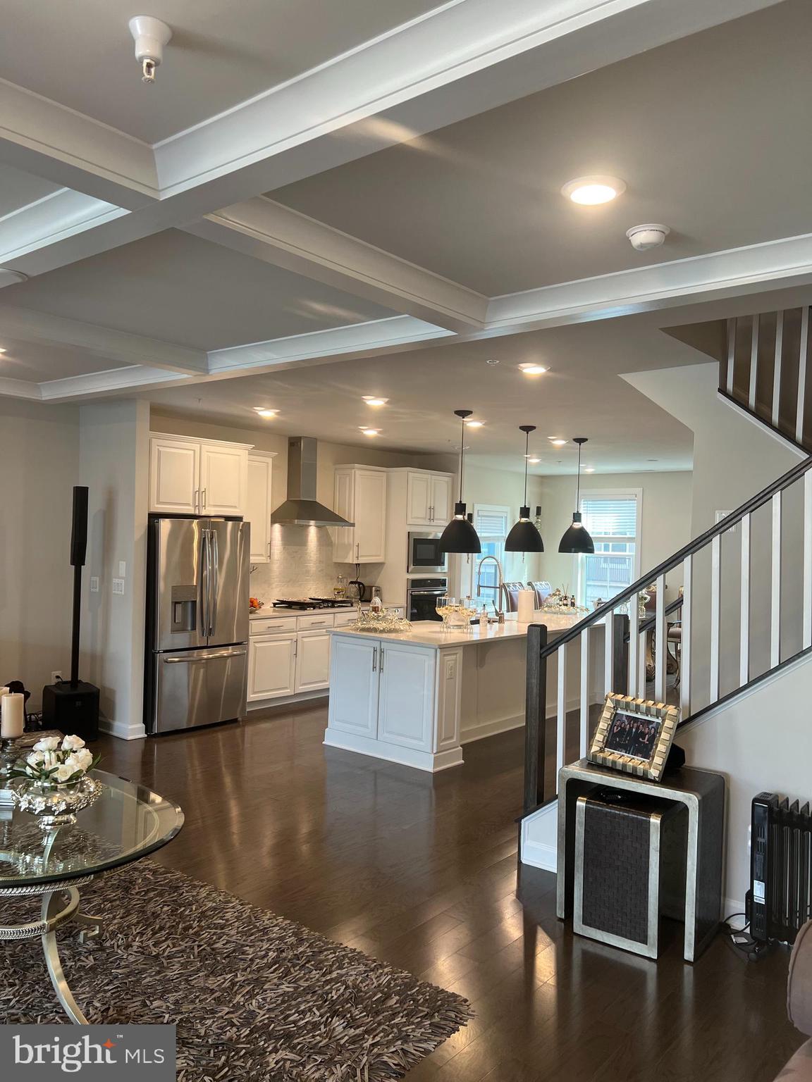 ONE LOUDOUN - Residential Lease