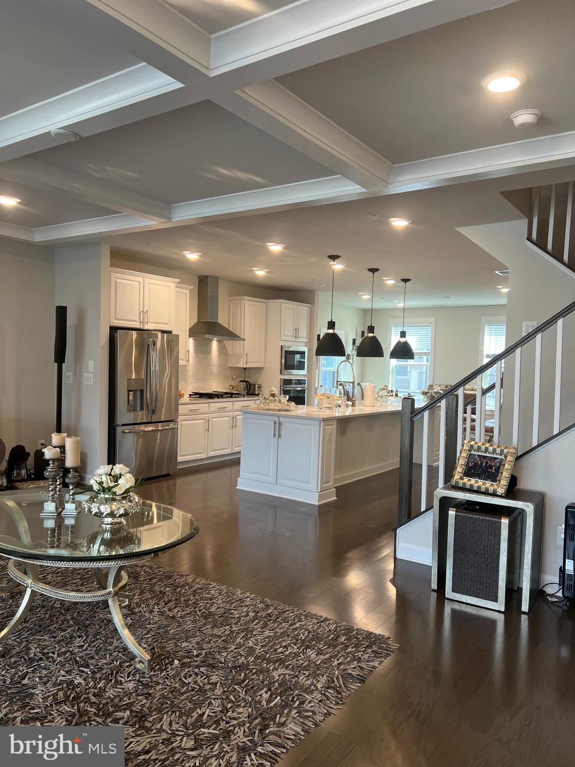 ONE LOUDOUN - Residential Lease