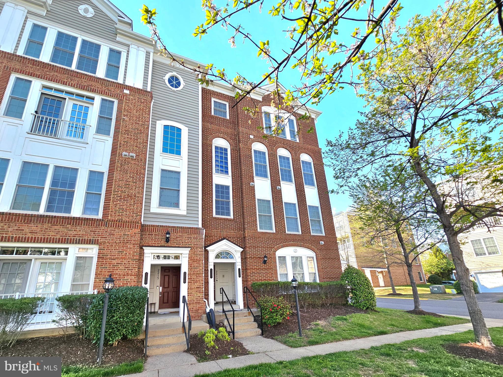 AVAILABLE June 1, 2025.  Spacious top-level condo featuring 3 bedrooms and 2.5 bathrooms. Includes a 1-car garage plus an additional driveway parking space. This bright, end-unit home boasts luxury wood plank flooring throughout the main level and a separate formal dining area.

The inviting family room offers a cozy gas fireplace, tiles flooring, and direct access to the private balcony—perfect for relaxing or entertaining.

The gourmet kitchen is a chef’s dream, equipped with granite countertops, a large center island, stainless steel appliances, rich cherry cabinets, a refrigerator with water and ice dispenser, a 5-burner gas cooktop, and a built-in oven.

The spacious primary bedroom features a generous walk-in closet and a stunning ensuite bathroom with a large soaking tub, dual vanities, a private water closet, and a separate shower. A versatile loft space on the bedroom level is ideal for a home office, playroom, or reading nook. Convenient upper-level laundry with washer and dryer.

Potomac Club is a gated community in Woodbridge, Virginia, offering modern townhomes and condos with resort-style amenities. Located near I-95 and the VRE, it’s ideal for commuters to D.C. Residents enjoy indoor/outdoor pools, a fitness center, rock climbing wall, clubhouse, and walking trails. It's also close to Stonebridge shopping center and Potomac Mills.