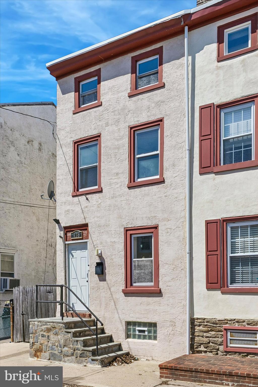 ROXBOROUGH - Residential