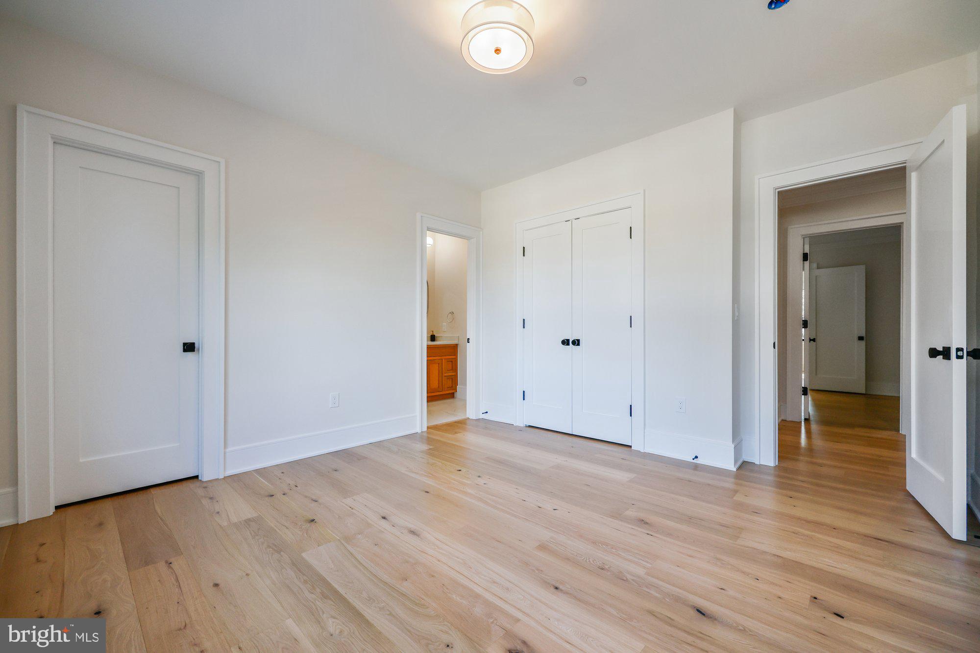 DUNLOP HILLS - Residential