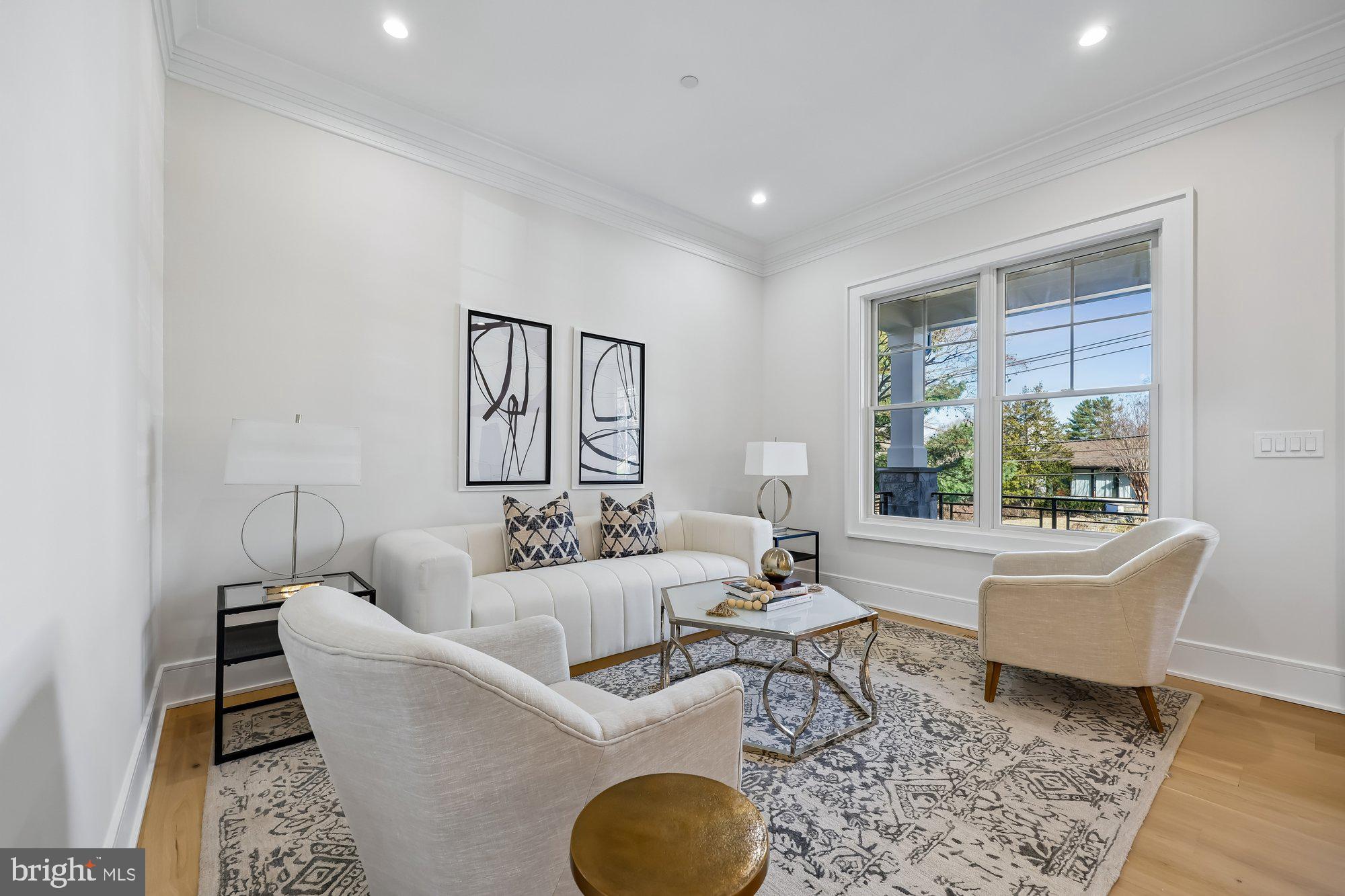 DUNLOP HILLS - Residential