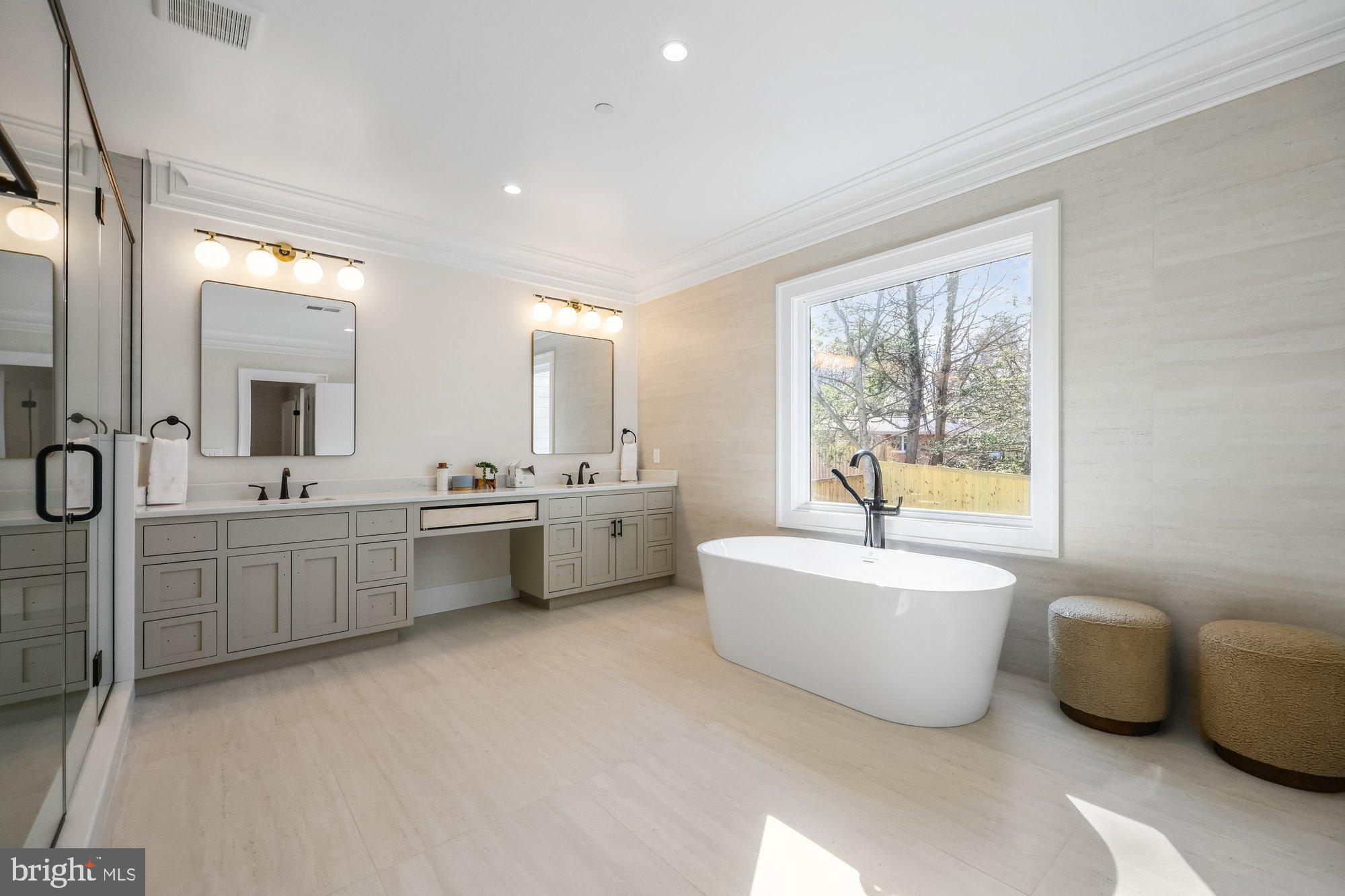 DUNLOP HILLS - Residential