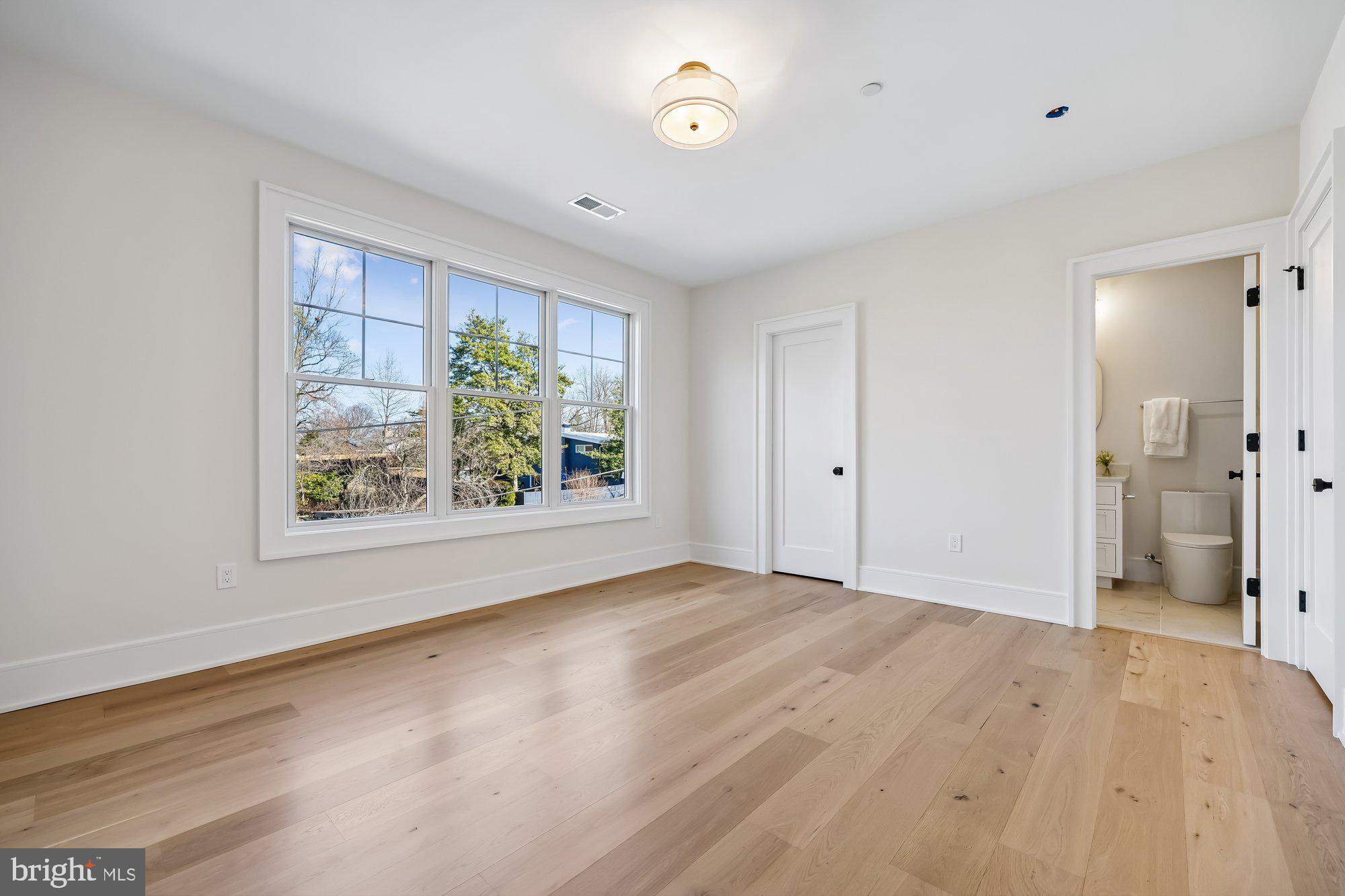 DUNLOP HILLS - Residential