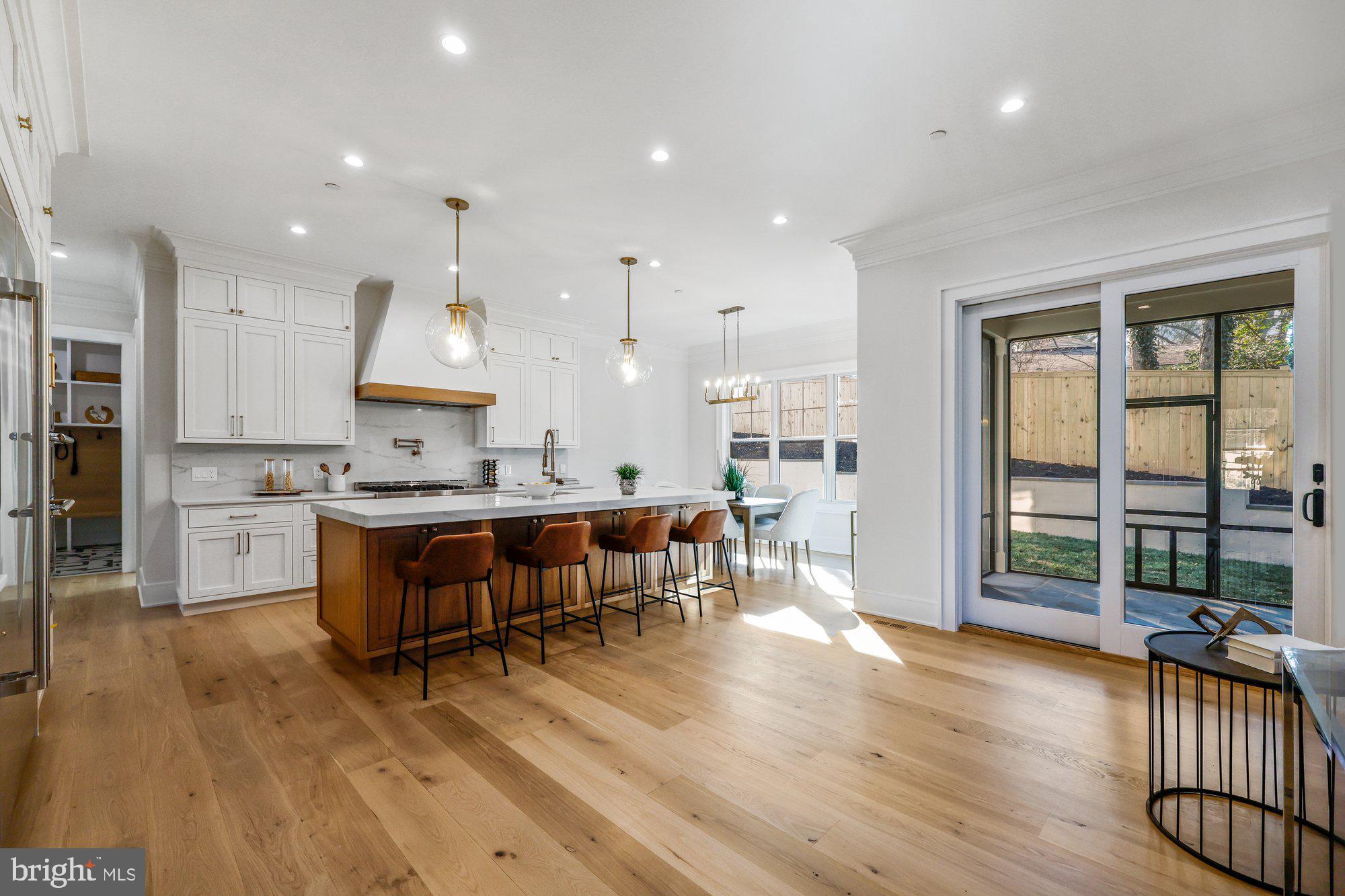 DUNLOP HILLS - Residential