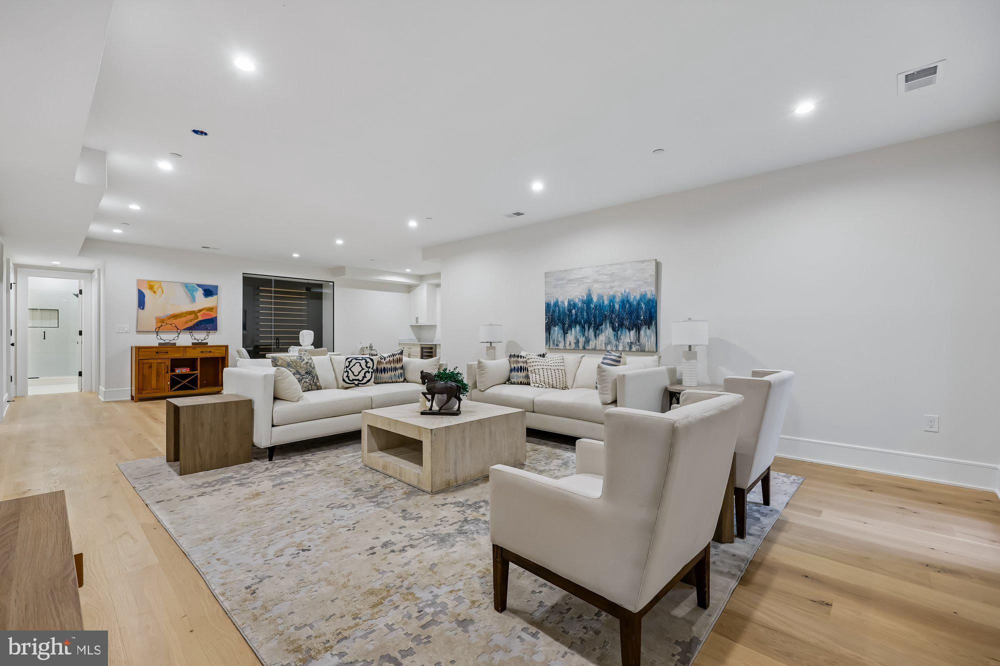 DUNLOP HILLS - Residential
