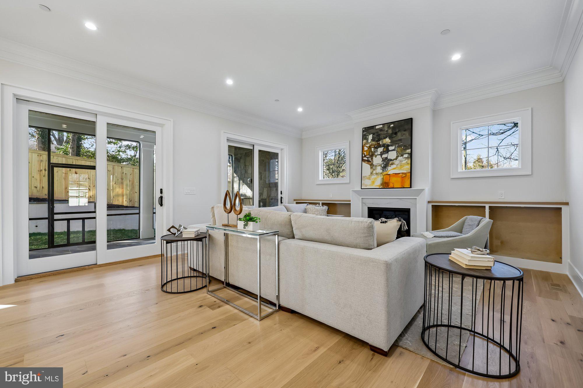 DUNLOP HILLS - Residential