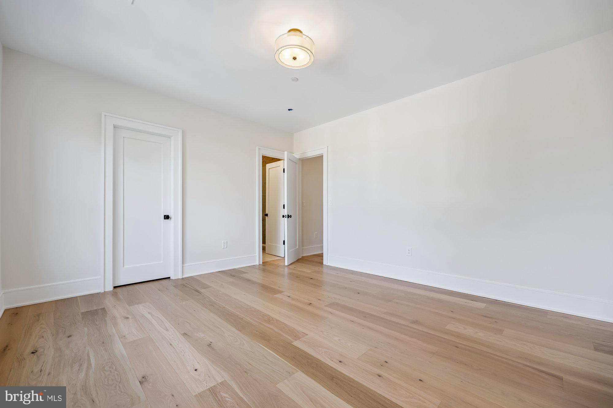 DUNLOP HILLS - Residential
