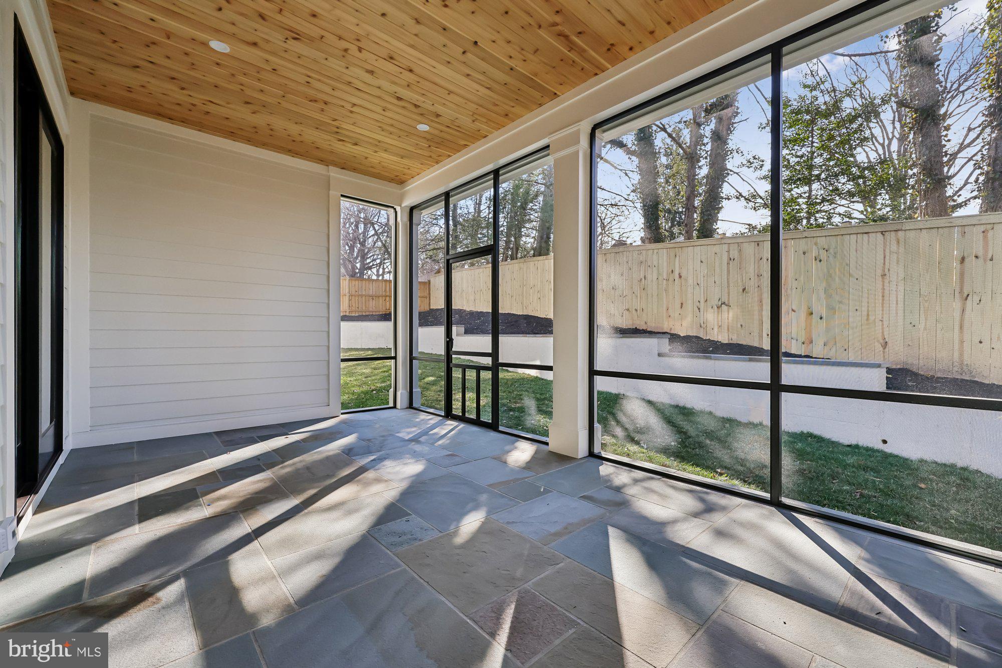 DUNLOP HILLS - Residential