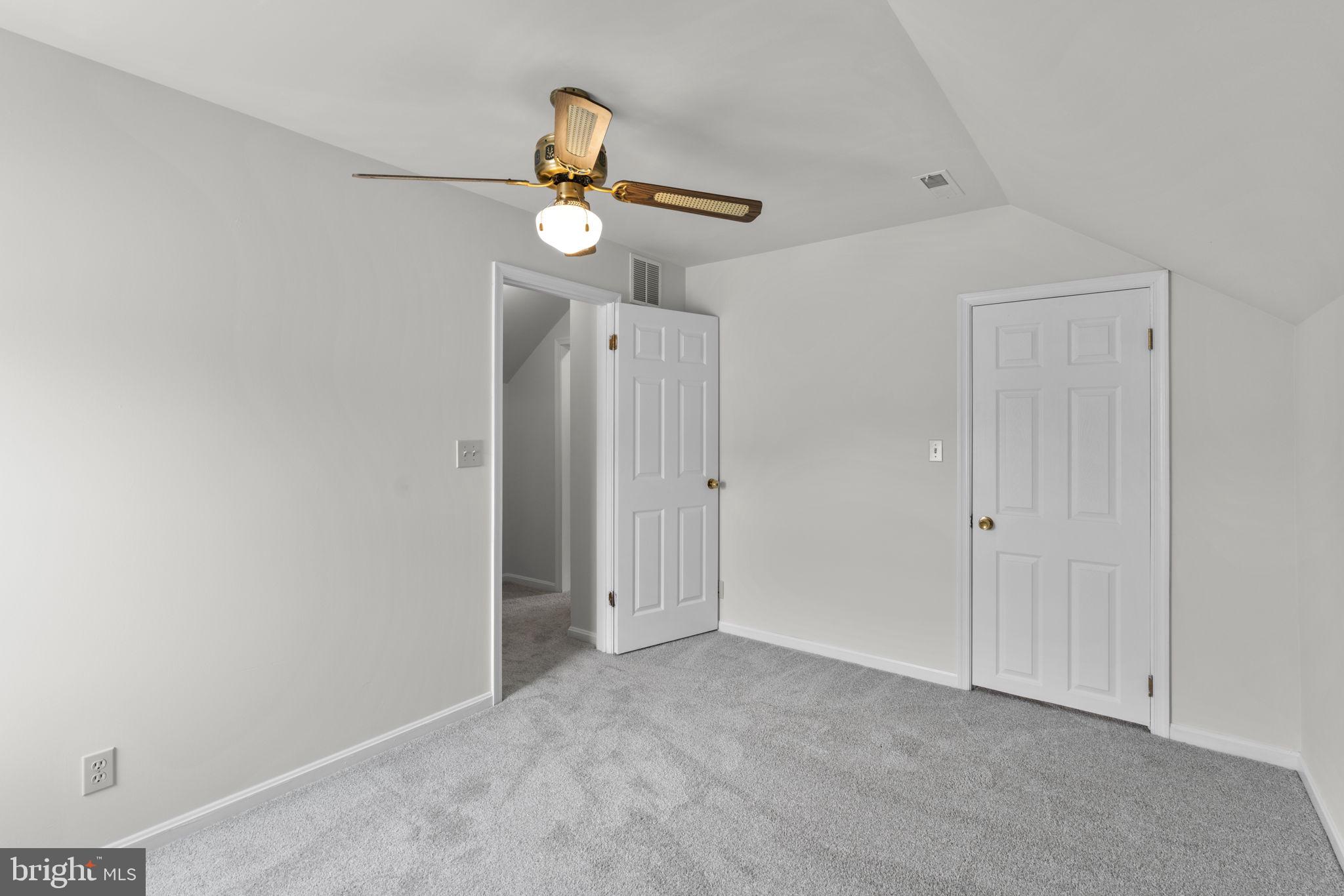 RIDGEWOOD - Residential