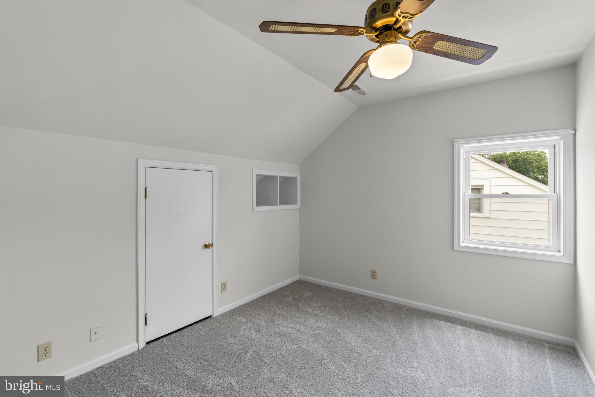 RIDGEWOOD - Residential