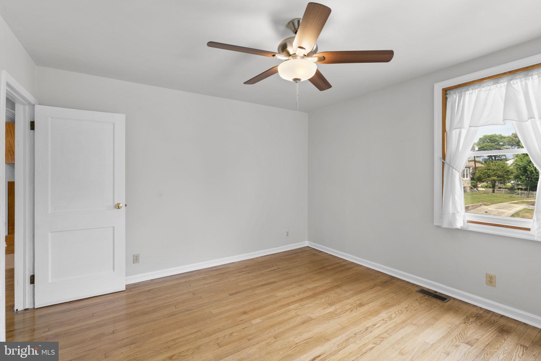 RIDGEWOOD - Residential