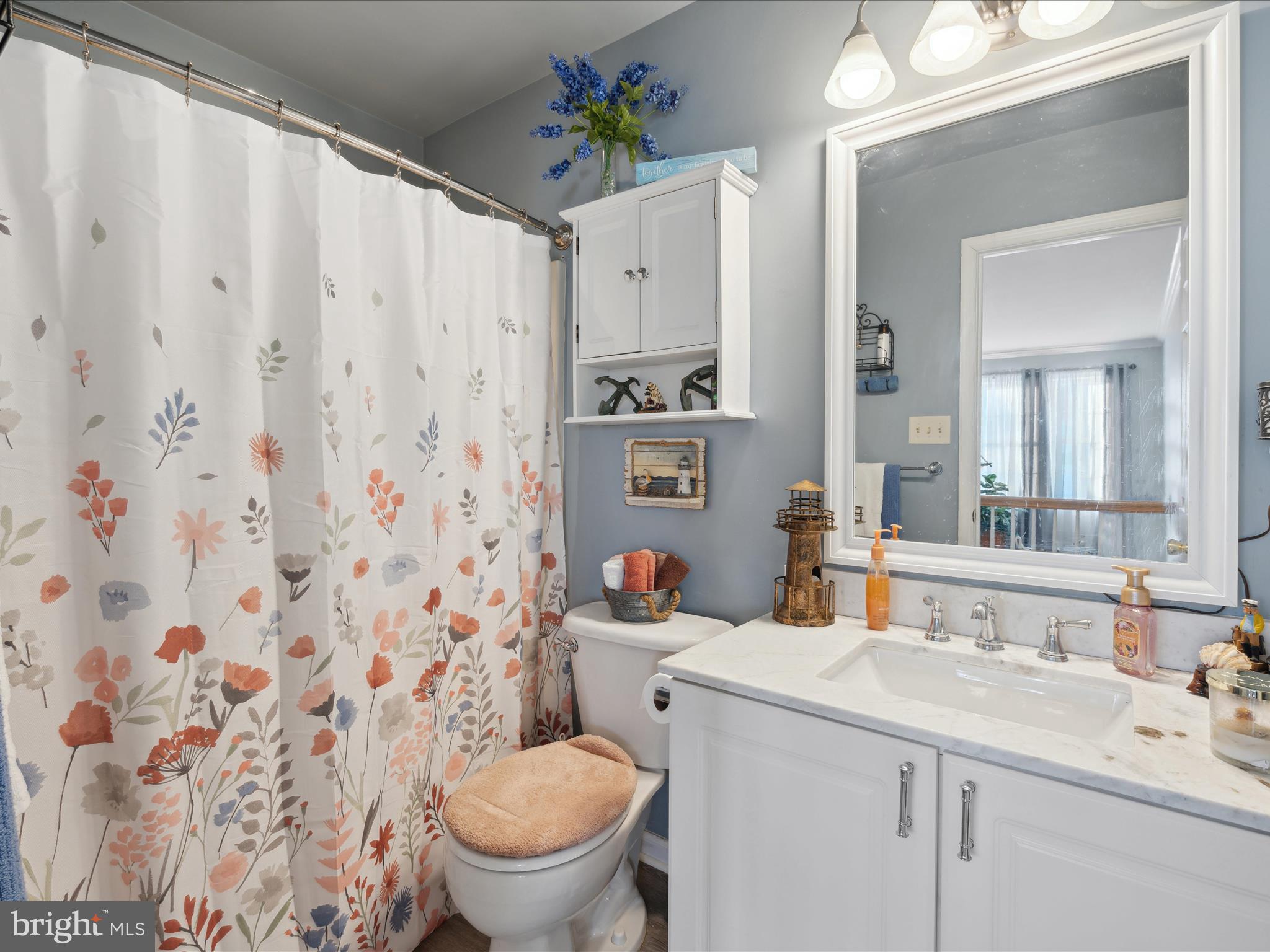LOCUST HILL - Residential