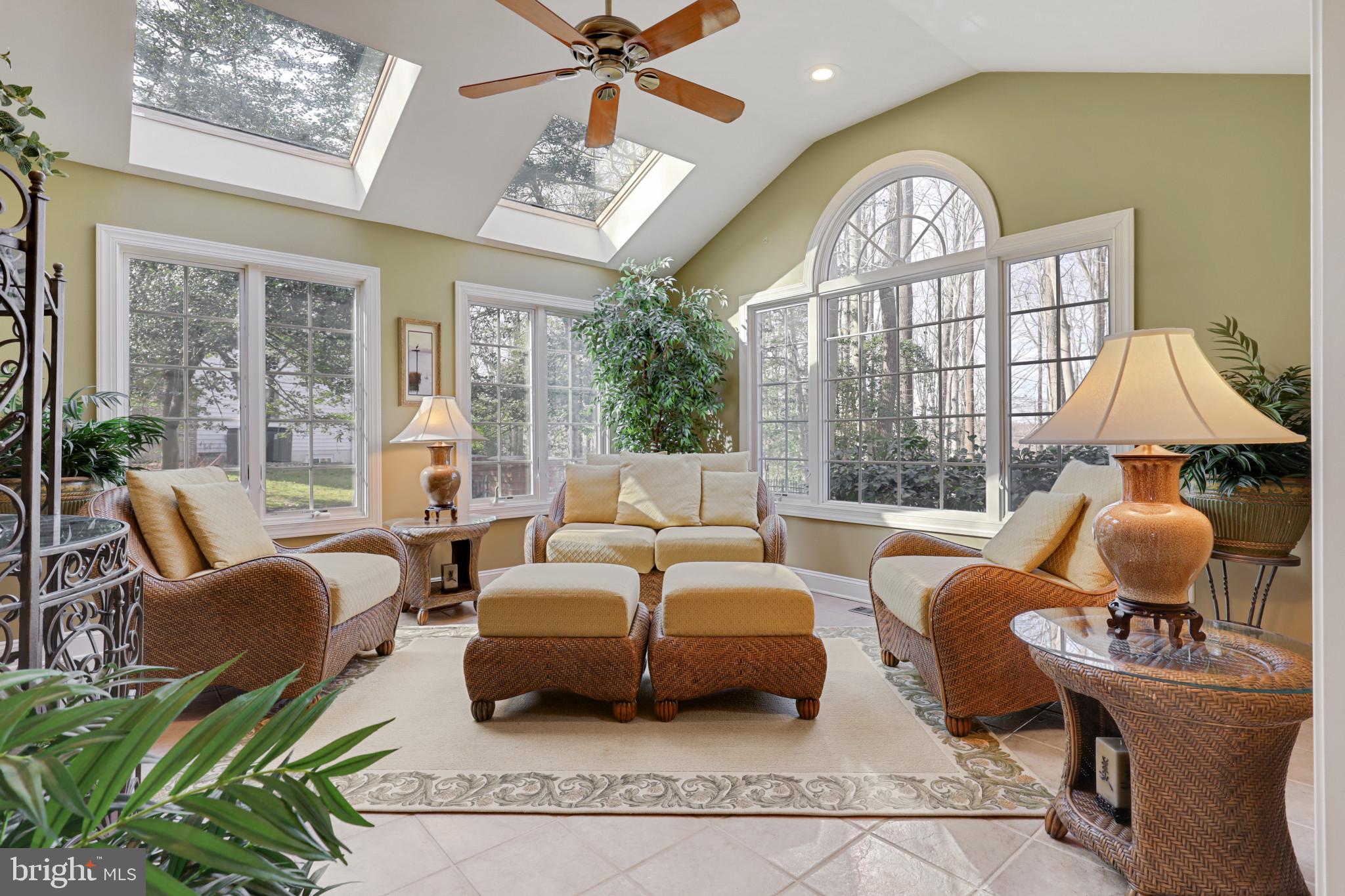 ANNAPOLIS PRESERVE - Residential