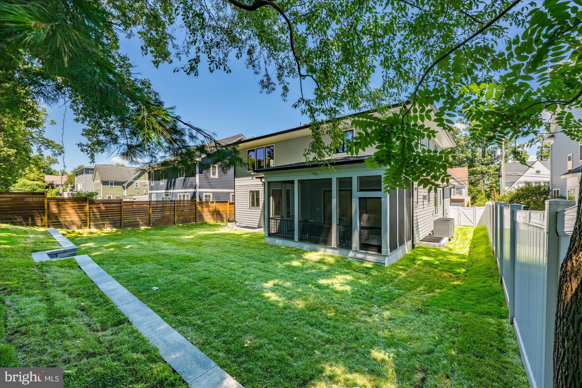 WESTMORELAND HEIGHTS - Residential