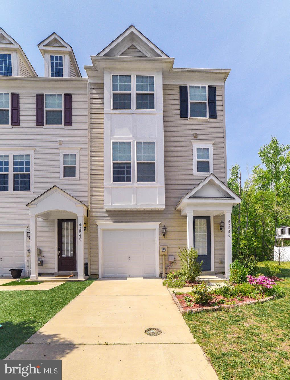 Bright and Beautiful Townhome in Magnolia Park.  This End Unit has extra side windows allowing for more natural light.  Backs to a nice tree line and no other townhomes! Home is in Pristine Condition with many upgrades to include hardwood floors, granite countertops, stainless appliances and maintenance free deck.  No waiting on new construction when you have this available now!  Very convenient central location to shopping, schools, restaruants and commute to PAX River NAS. Call today for appointment.