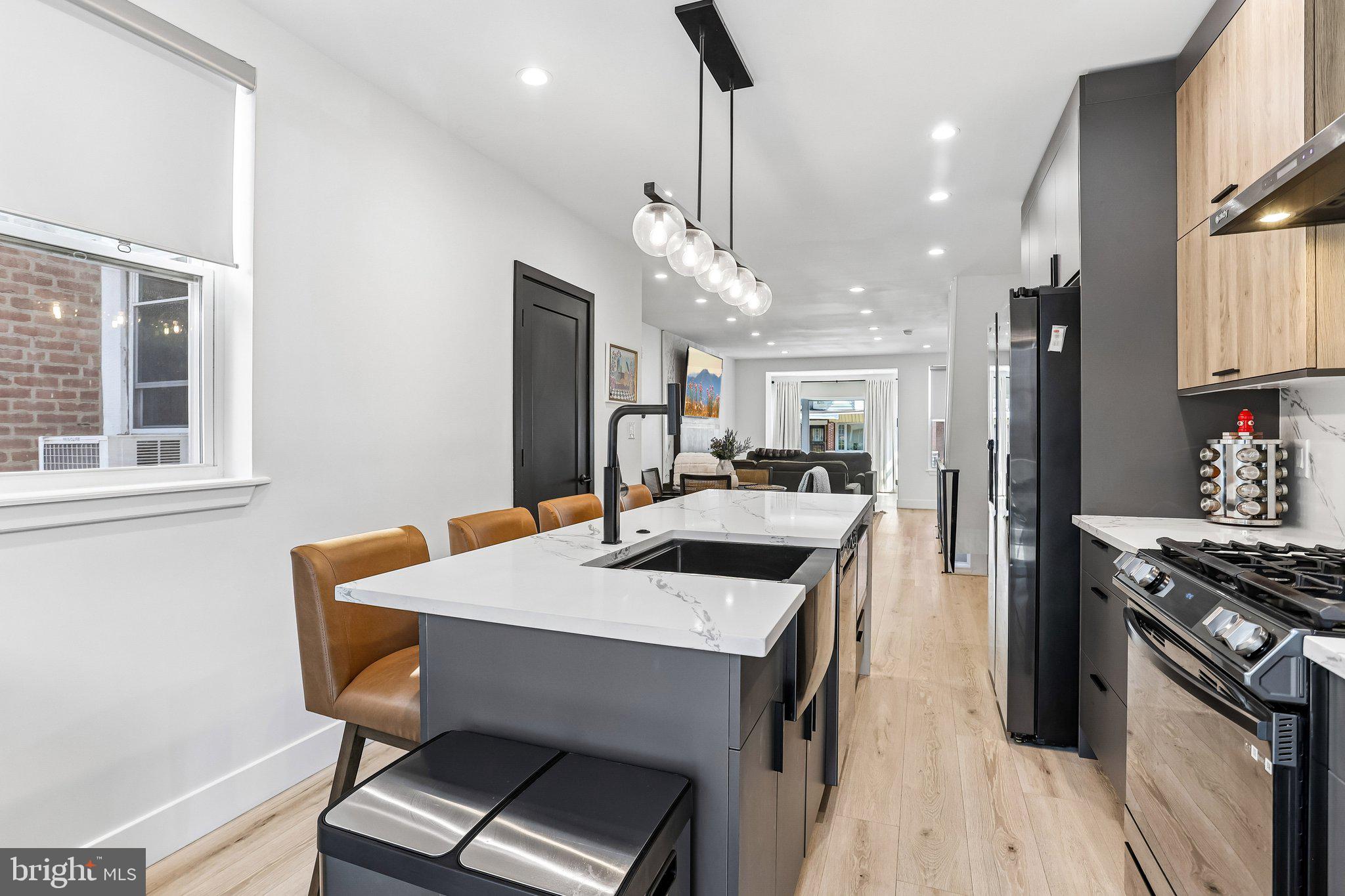 WALNUT HILL - Residential