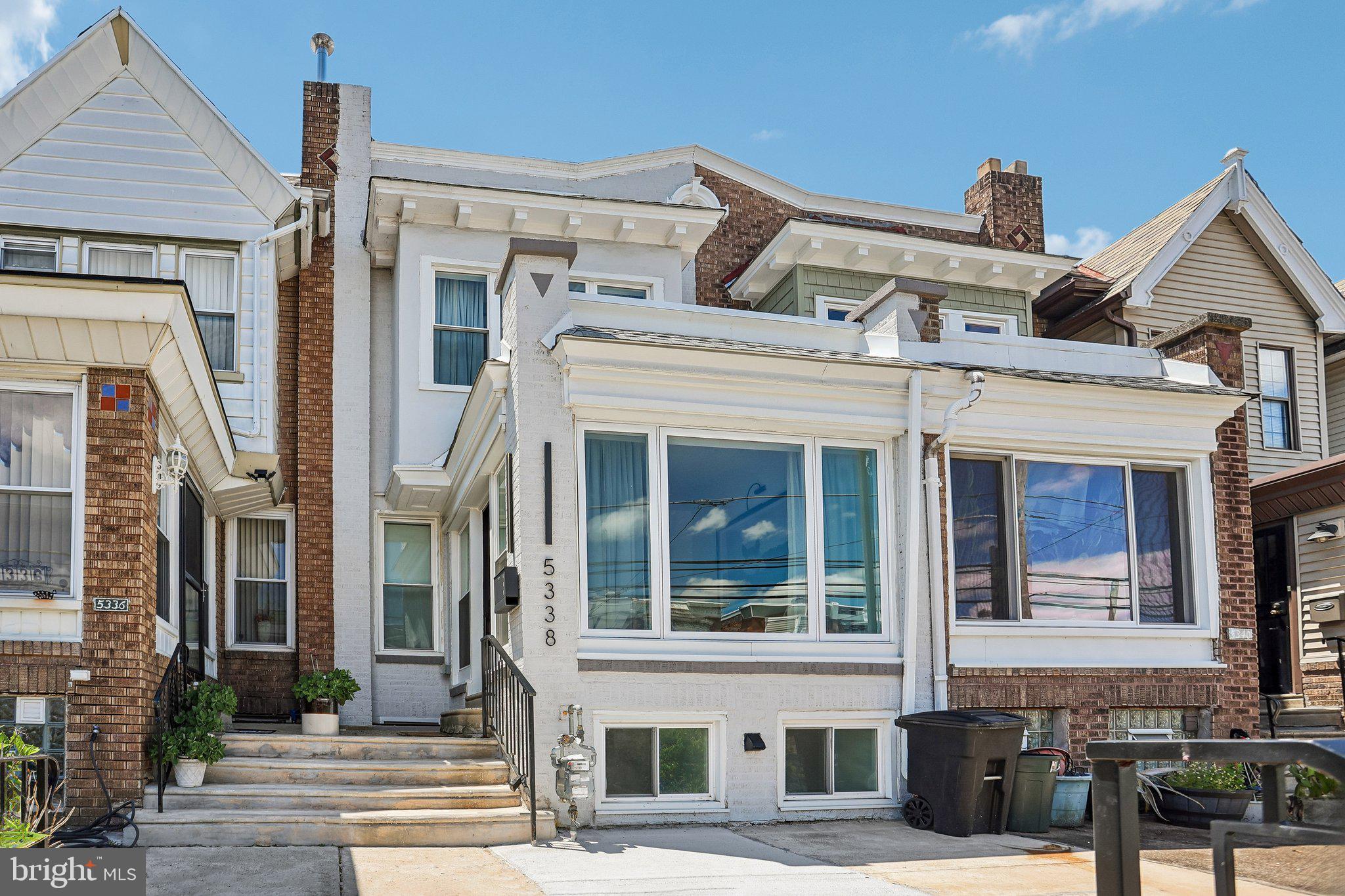 WALNUT HILL - Residential