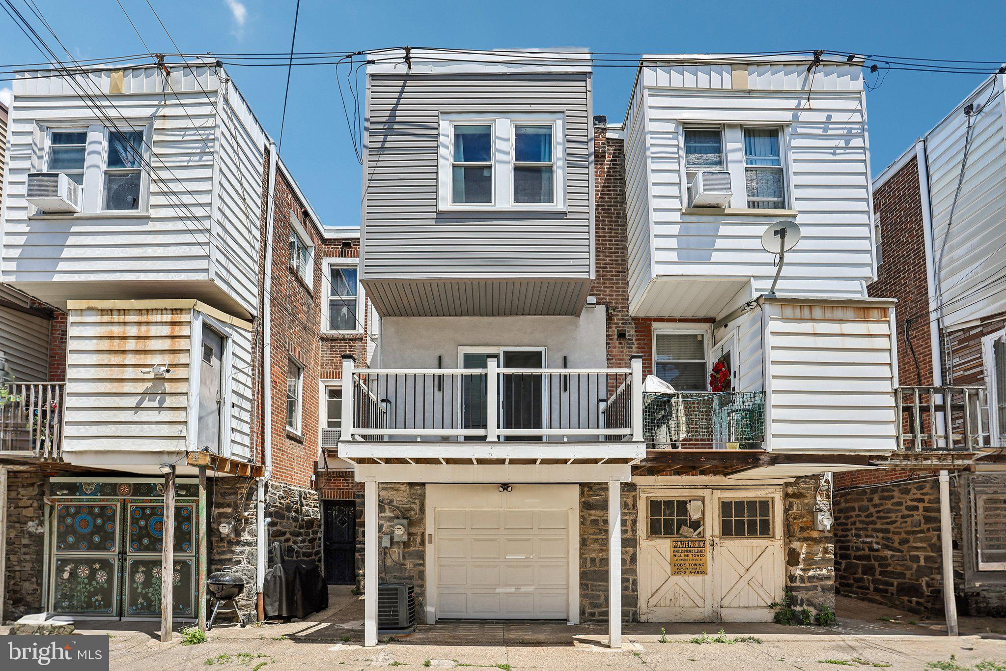 WALNUT HILL - Residential